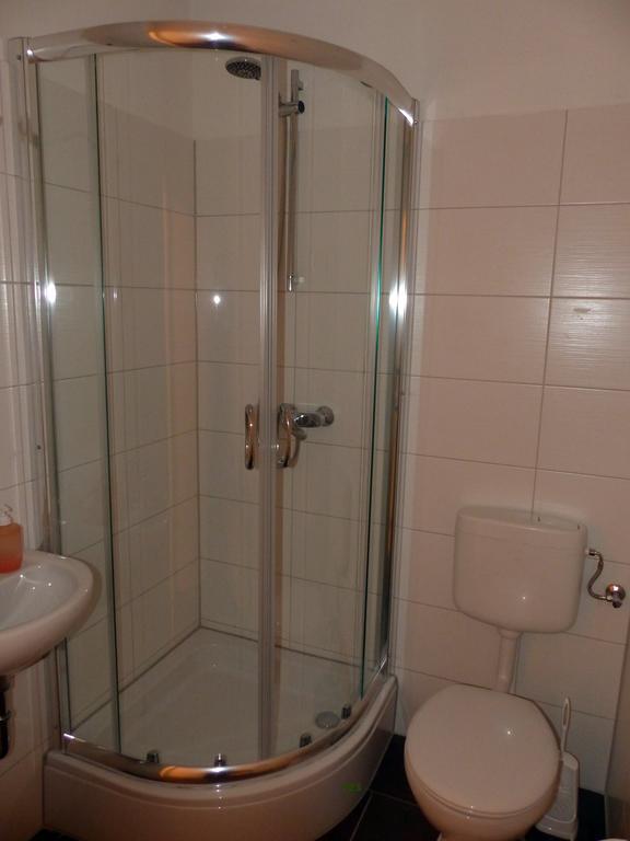 Zu Den Blauen Schwertern Meissen Hotel Quarto foto